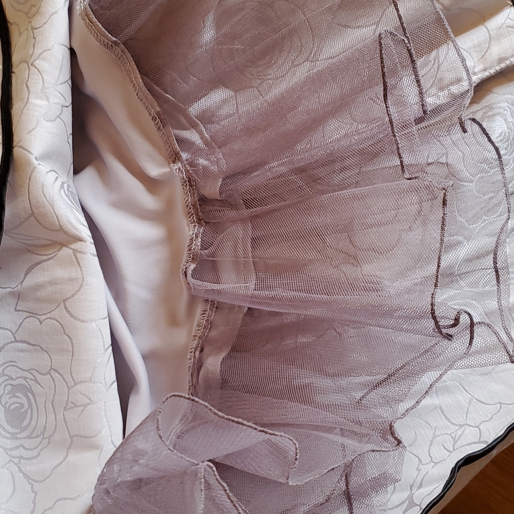 Dress - Picture 4 of 5